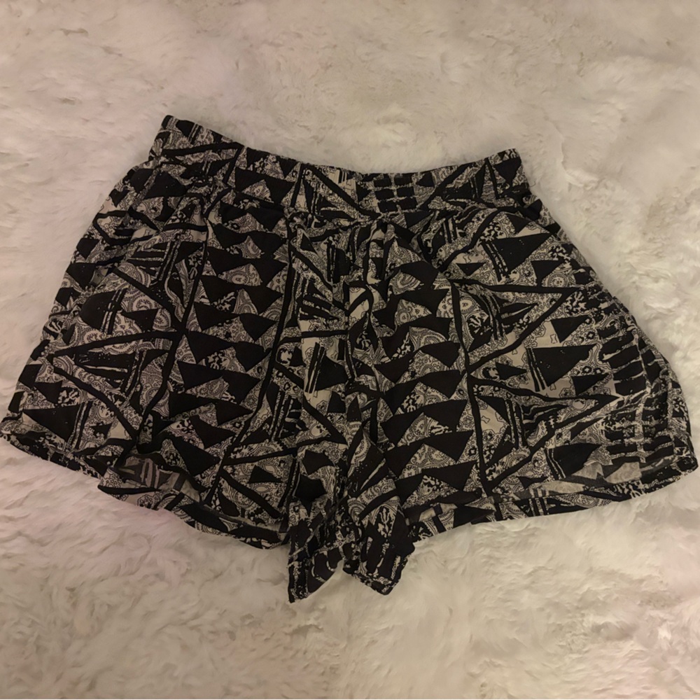 Mossimo Supply Co. High Waist Black and White Shorts